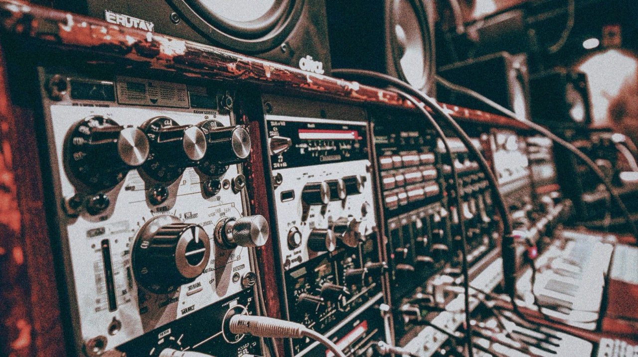 How To Stop Mix Bus Pumping: The Sidechain Filter Hack